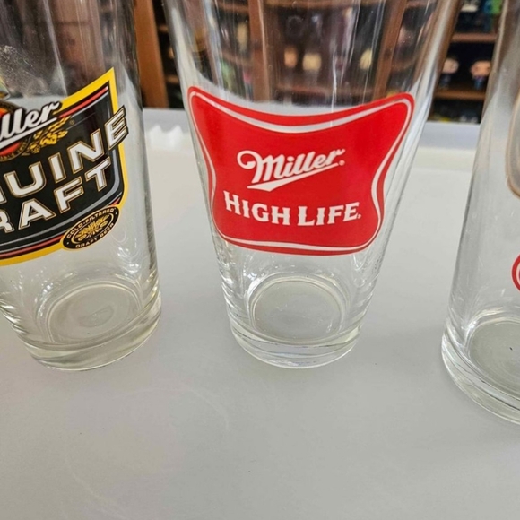 Miller beer pint glasses (4) - Picture 3 of 5